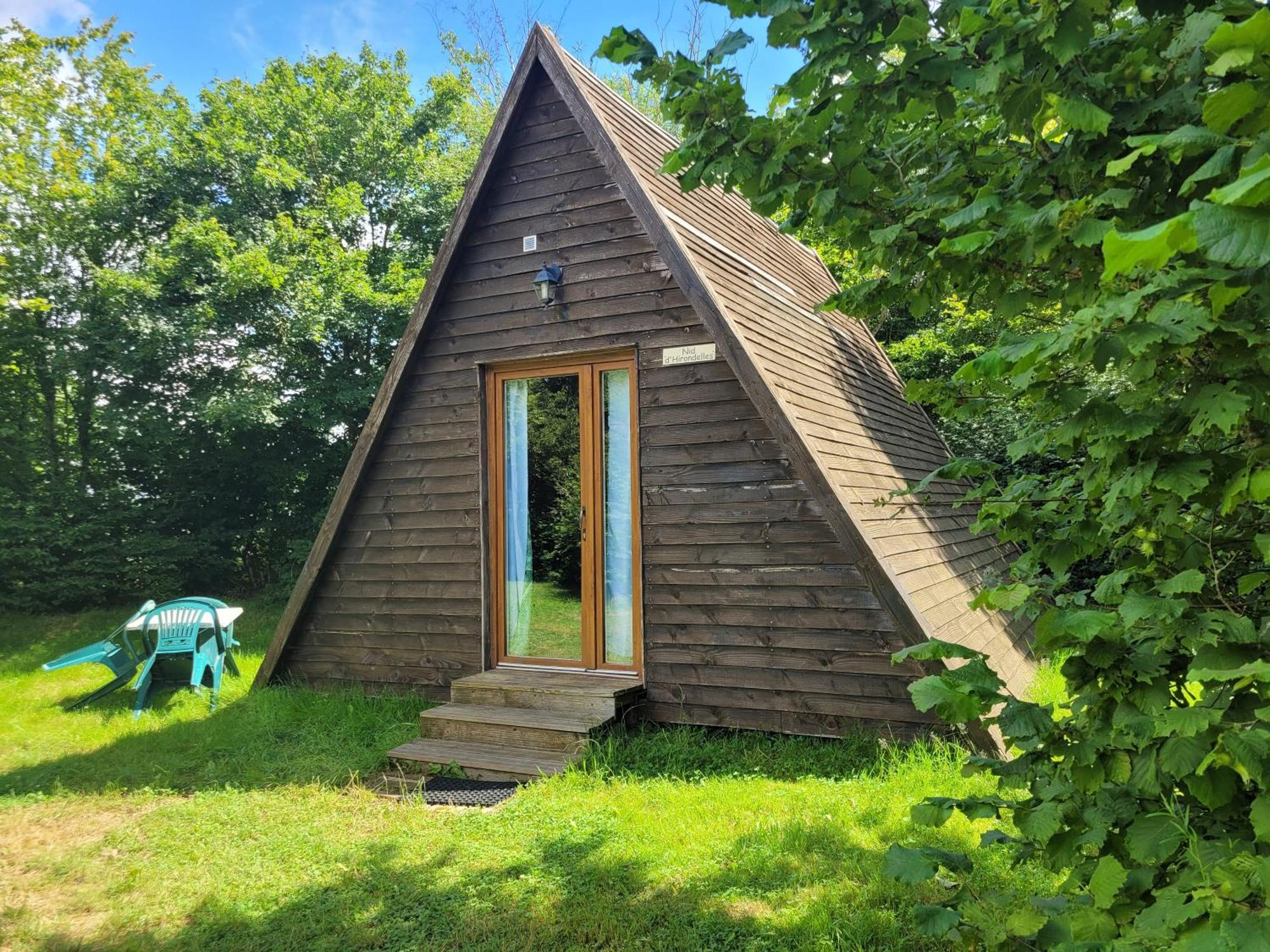 Camping Les Hirondelles Bourg-Sainte-Marie Luaran gambar