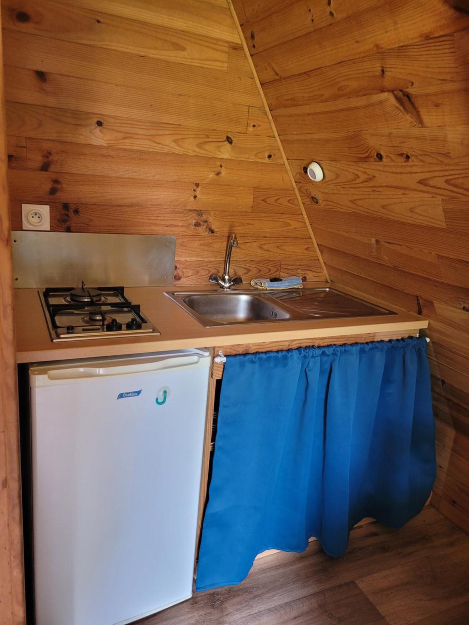 Camping Les Hirondelles Bourg-Sainte-Marie Luaran gambar