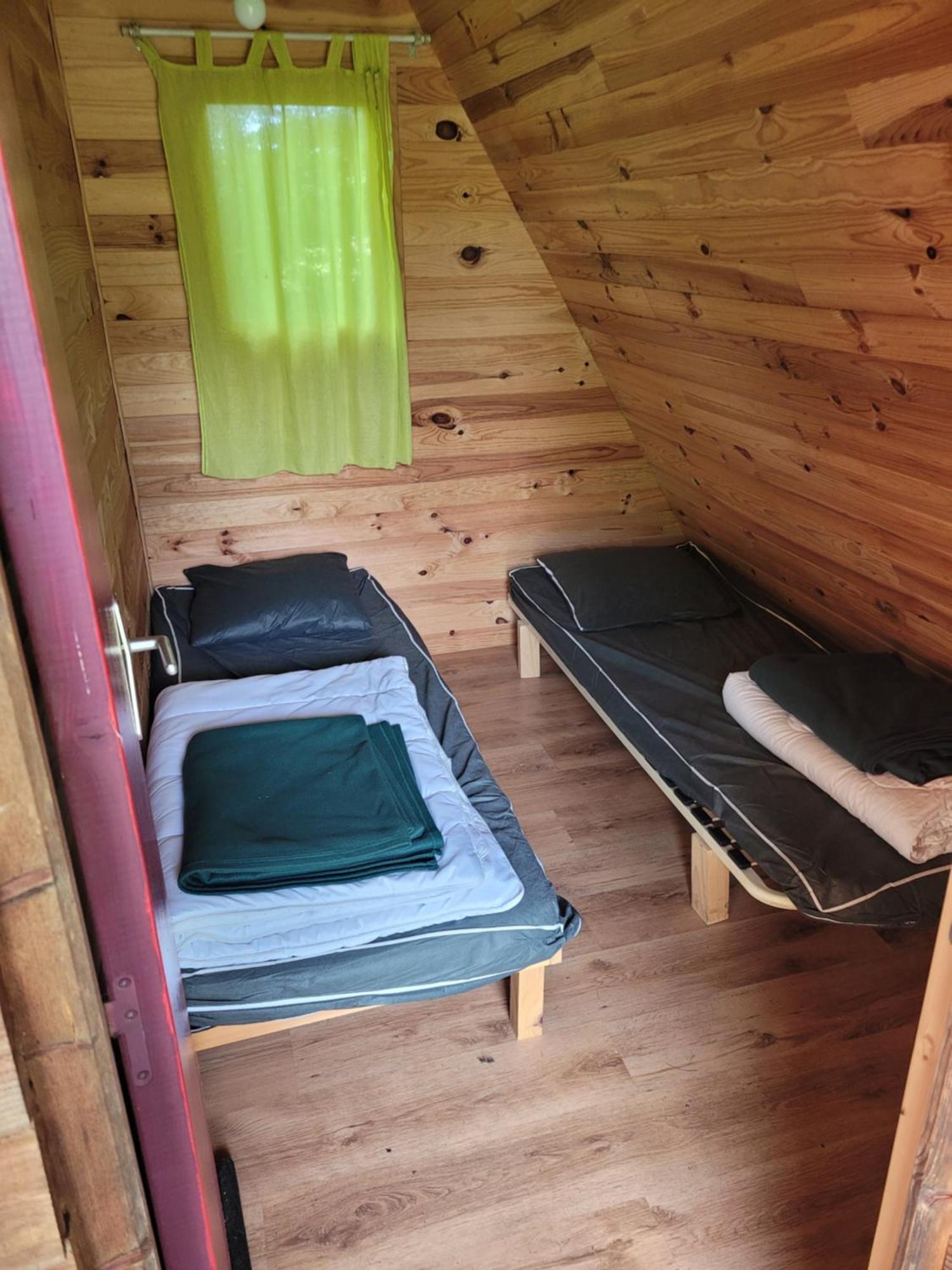 Camping Les Hirondelles Bourg-Sainte-Marie Luaran gambar