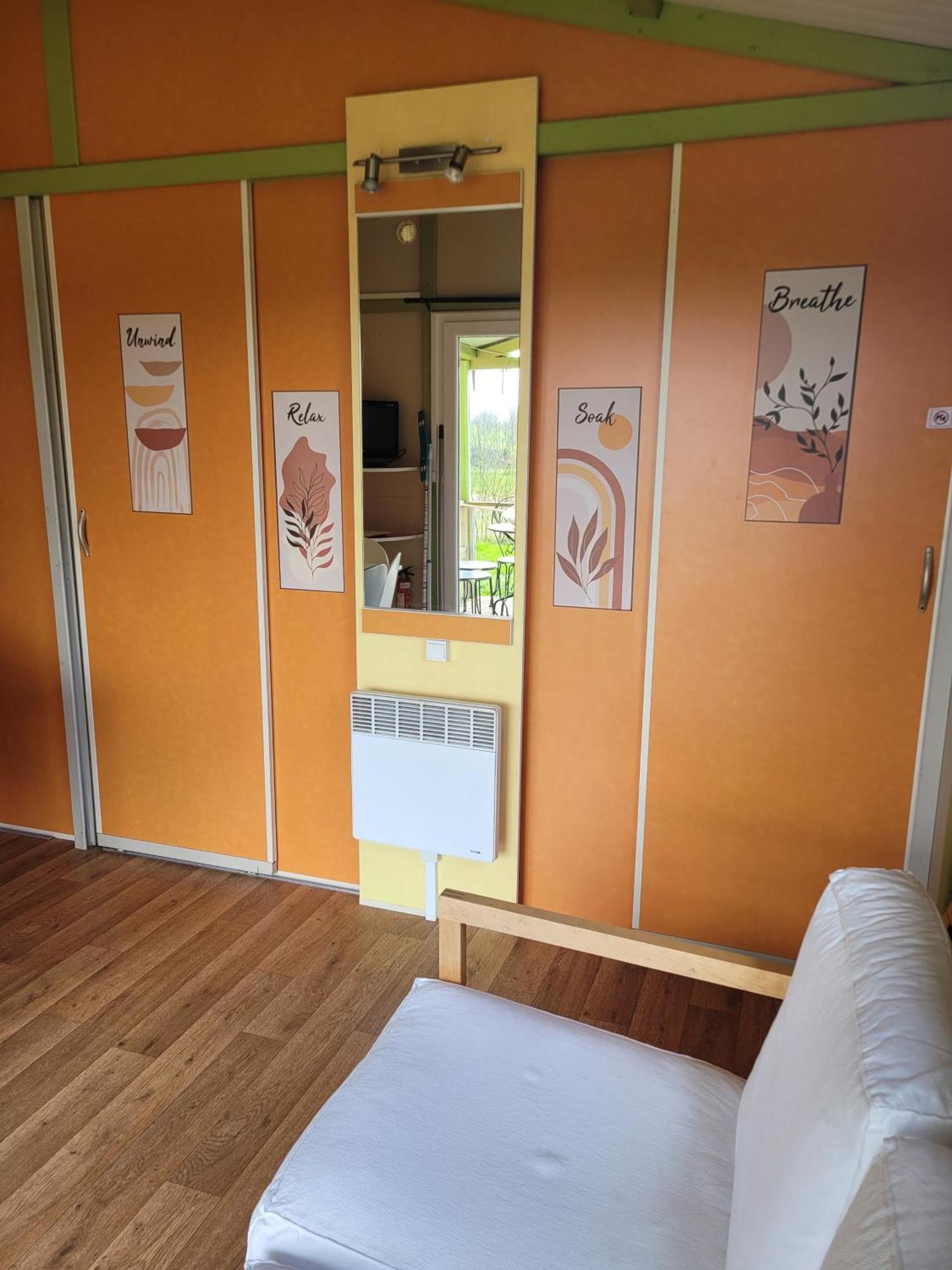 Camping Les Hirondelles Bourg-Sainte-Marie Luaran gambar